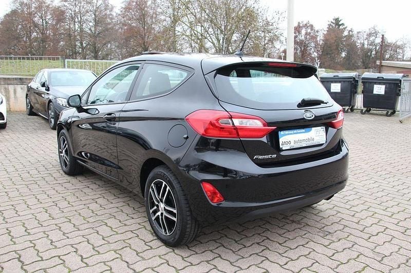 Gebraucht Ford Fiesta Trend 86 PS (63 kW) 2018 Schwarz Kleinwagen
