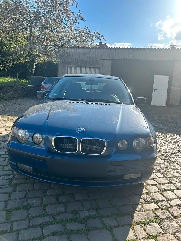 Gebraucht BMW 316 116 PS (85 kW) 2001 Blau Coupé