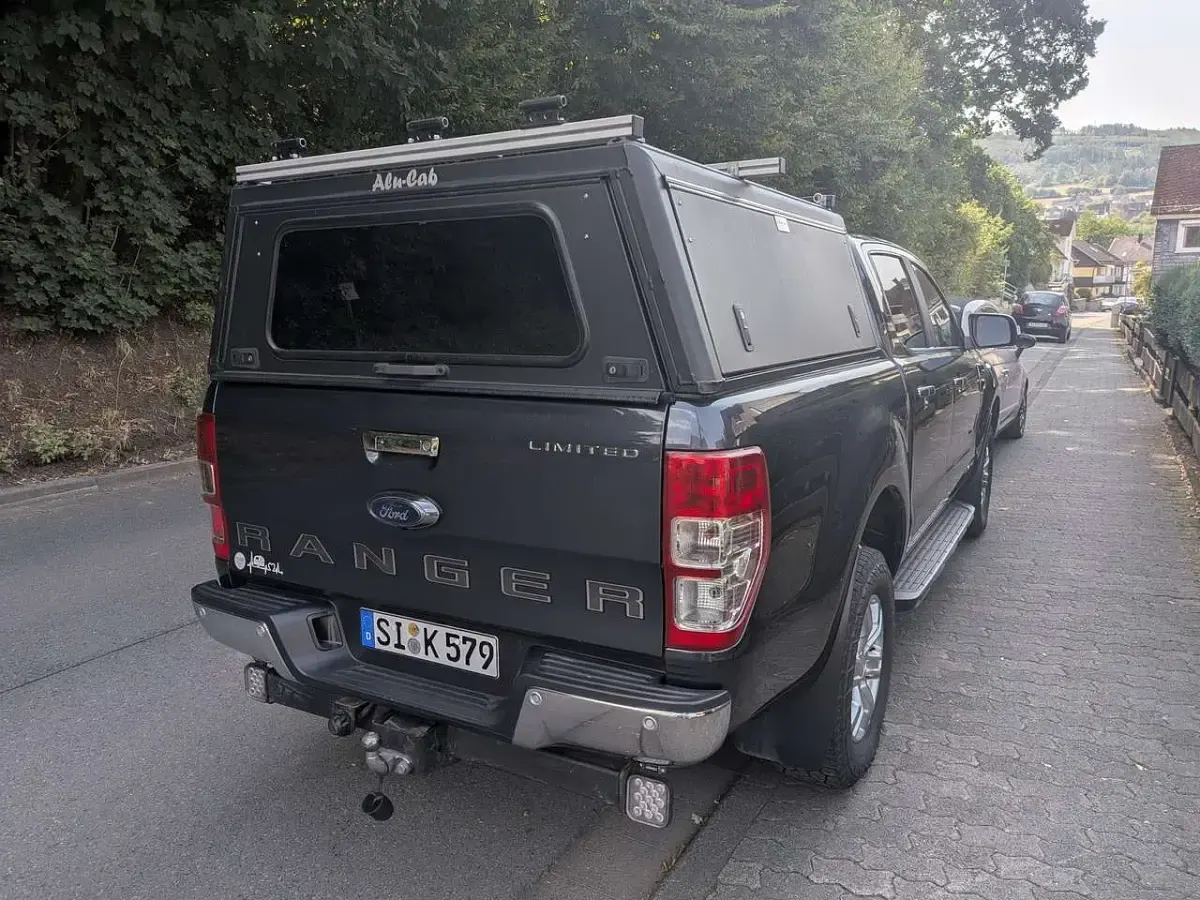 Gebraucht Ford Ranger Limited 170 PS (125 kW) 2020 Grau Pickup