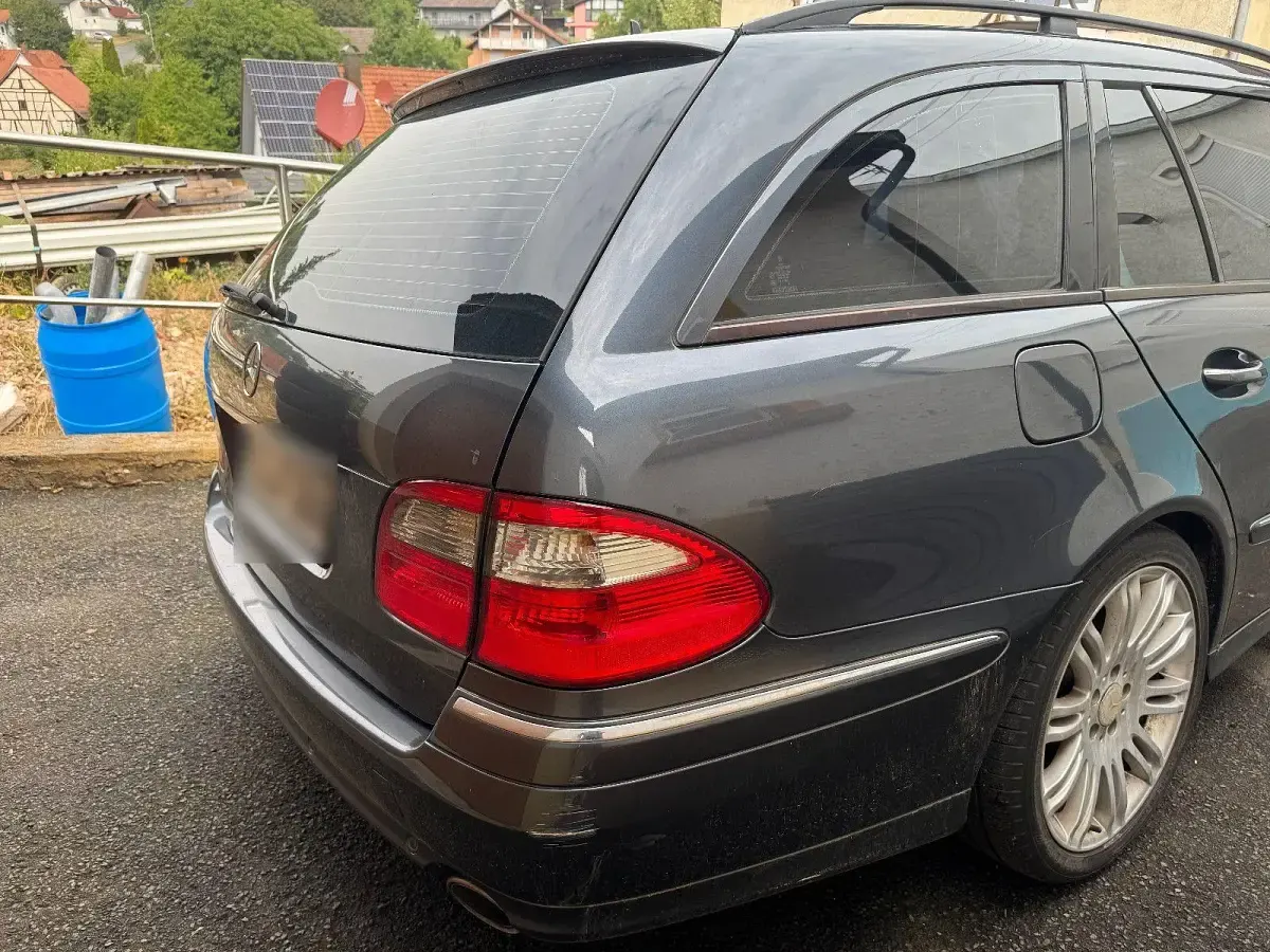 Gebraucht Mercedes E320 Avantgarde 224 PS (164 kW) 2008 Grau Kombi