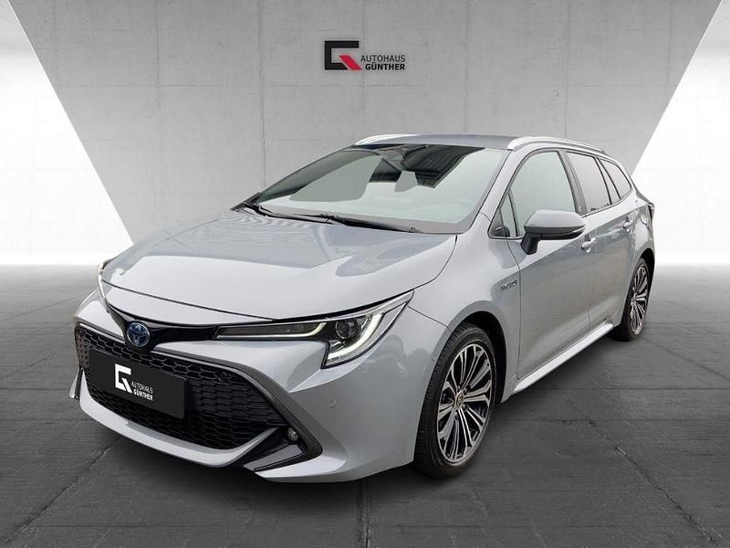 Grau Gebraucht 2021 Toyota Corolla Team Kombi | 21.990 € (Superpreis) - Bild 1/4