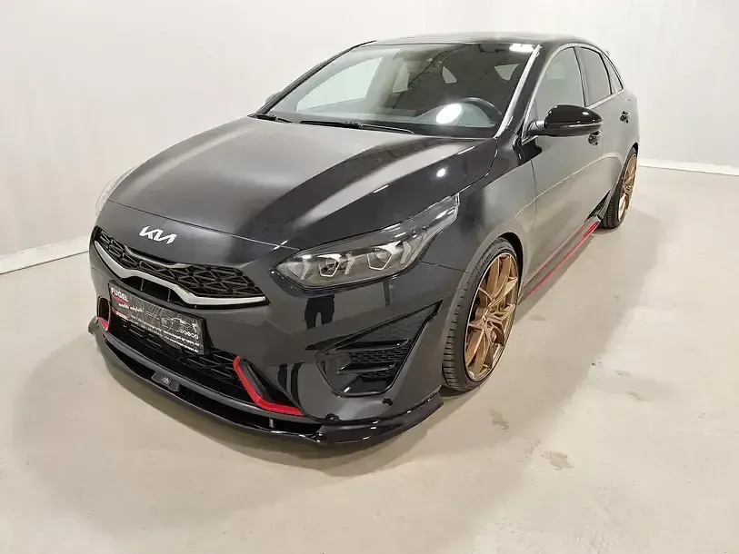 Gebraucht Kia ProCeed Sport 204 PS (150 kW) 2023 Black pearl m Kombi