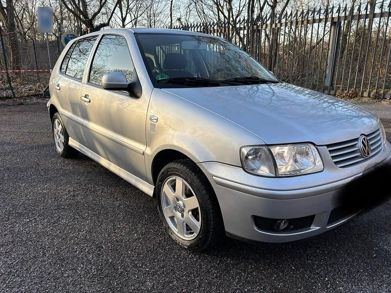 Gebraucht VW Polo 75 PS (55 kW) 2001 Silber Kleinwagen