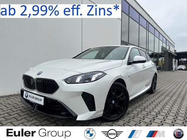 Weiss Gebraucht 2024 BMW 120 M Sport Kleinwagen | 31.490 € (Guter Preis) - Bild 1/4