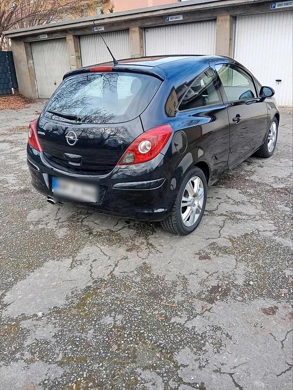 Gebraucht Opel Corsa 80 PS (58 kW) 2007 Schwarz Kleinwagen