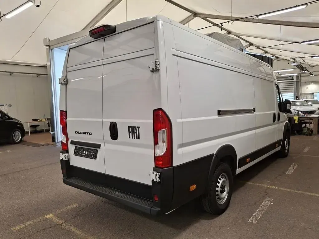 Gebraucht Fiat Ducato 179 PS (131 kW) 2024 Weiß Van
