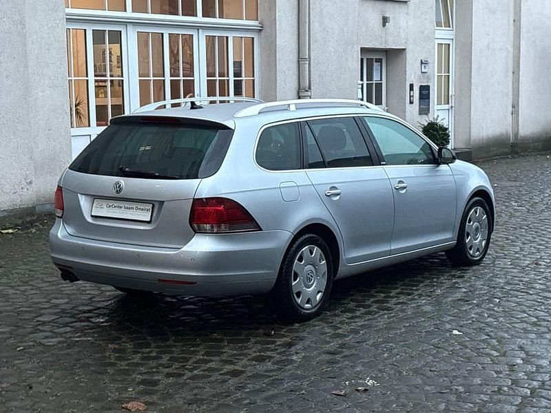 Gebraucht VW Golf VI Style 122 PS (89 kW) 2011 Silber Kleinwagen