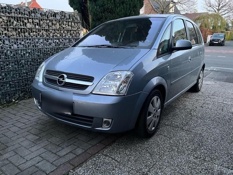Silber Gebraucht 2004 Opel Meriva Van / Kleinbus | 800 € (Superpreis) - Bild 1/4