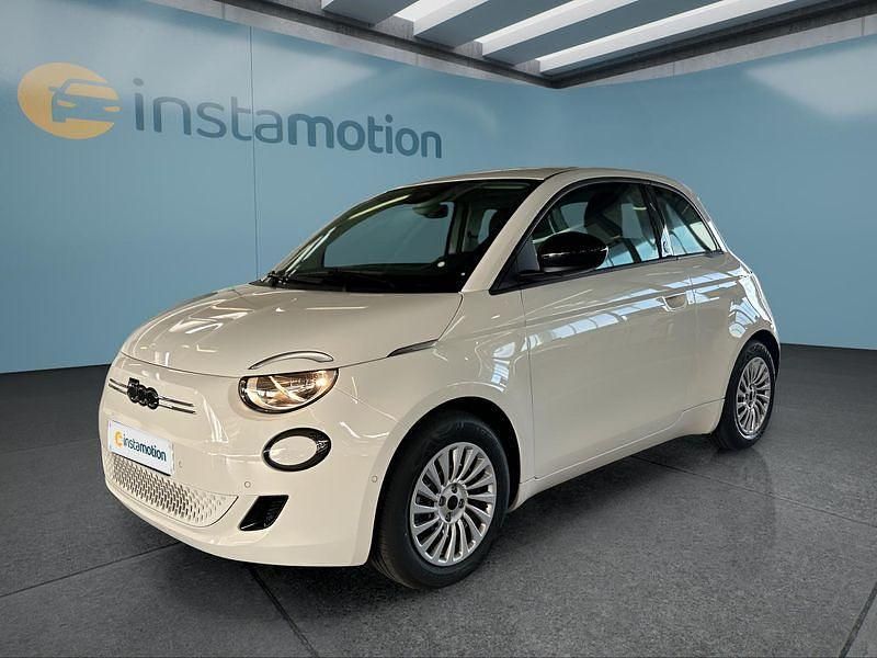 Weiß Neu 2025 Fiat 500e Red Kleinwagen | 29.249 € (Etwas zu teuer) - Bild 1/4