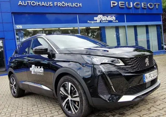 Perla nera schwarz metallic Gebraucht 2023 Peugeot 3008 GT SUV | 35.990 € - Bild 1/4