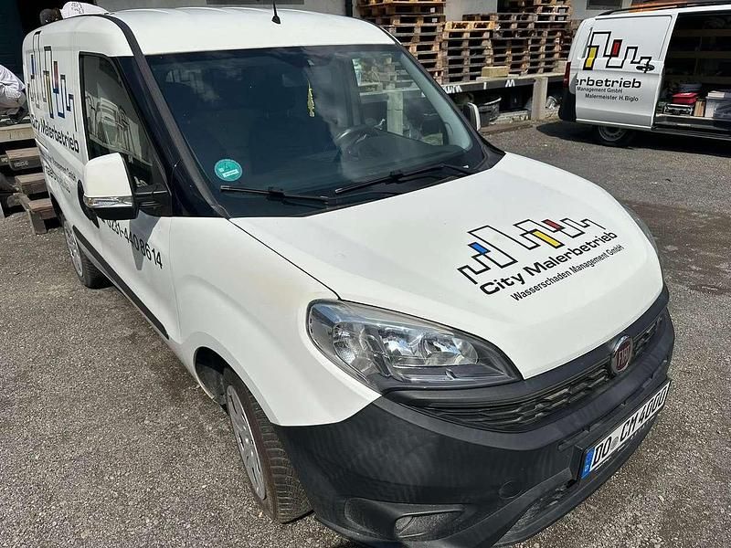 Gebraucht Fiat Doblò 95 PS (69 kW) 2017 Weiß Van / Kleinbus