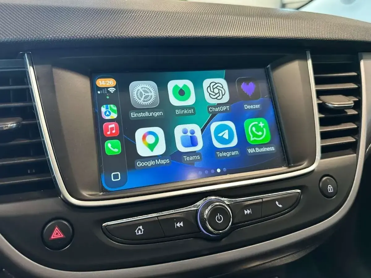 Gebraucht Opel Crossland X Innovation 110 PS (80 kW) 2020 Kirschrot schwarz metallic SUV