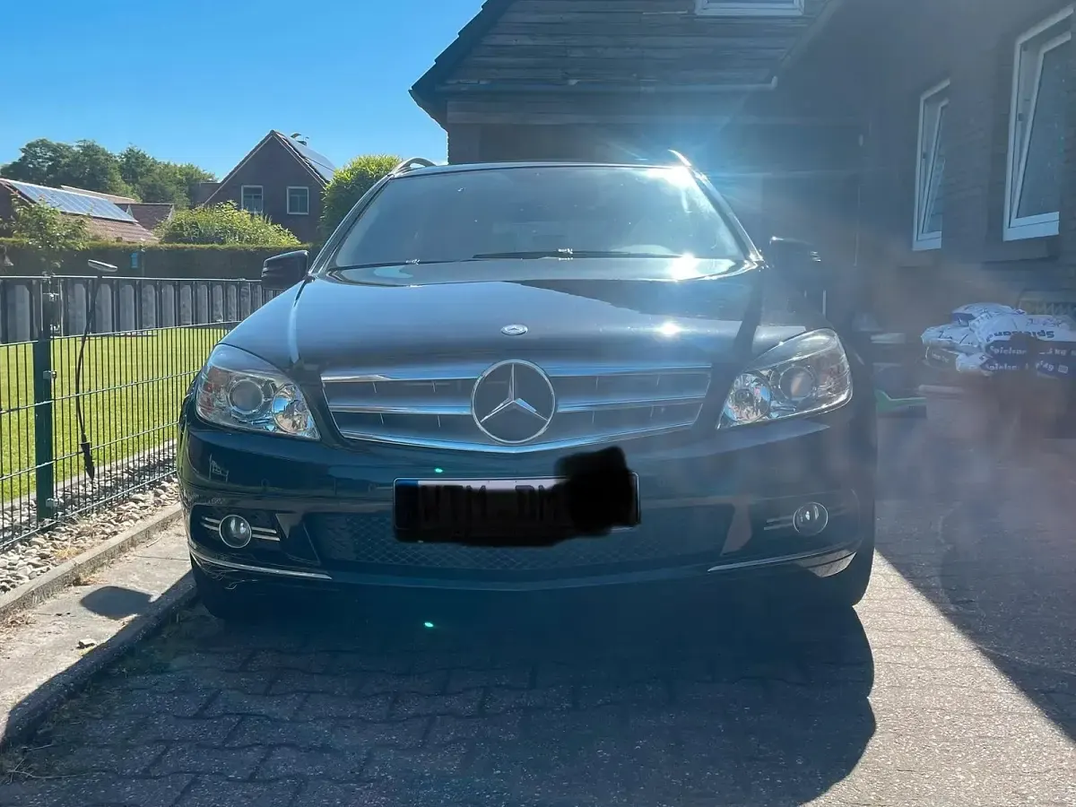 Gebraucht Mercedes C250 204 PS (150 kW) 2009 Schwarz Kombi