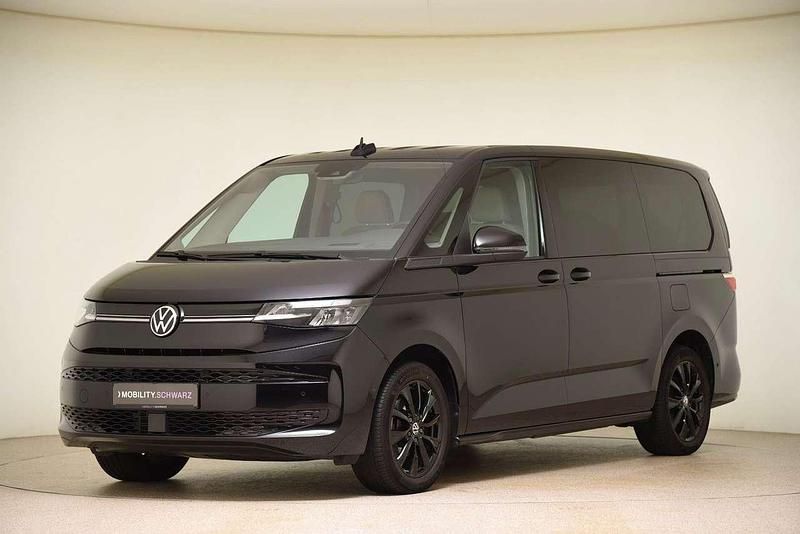 Deep black pearlescent Gebraucht 2023 VW T7 Life Van | 53.260 € (Etwas zu teuer) - Bild 1/4