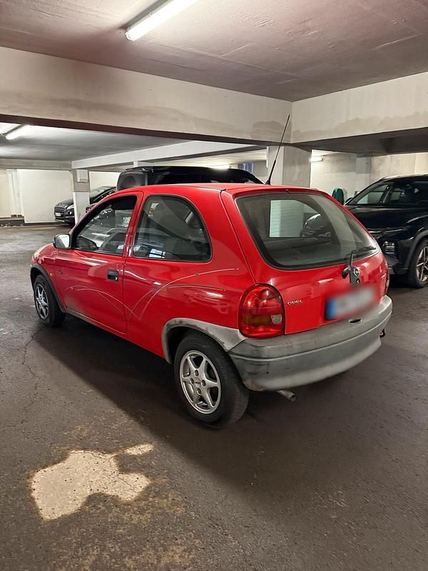 Gebraucht Opel Corsa 45 PS (33 kW) 1997 Rot Kleinwagen