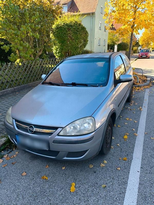Silber Gebraucht 2005 Opel Corsa Enjoy Limousine | 500 € (Superpreis) - Bild 1/4