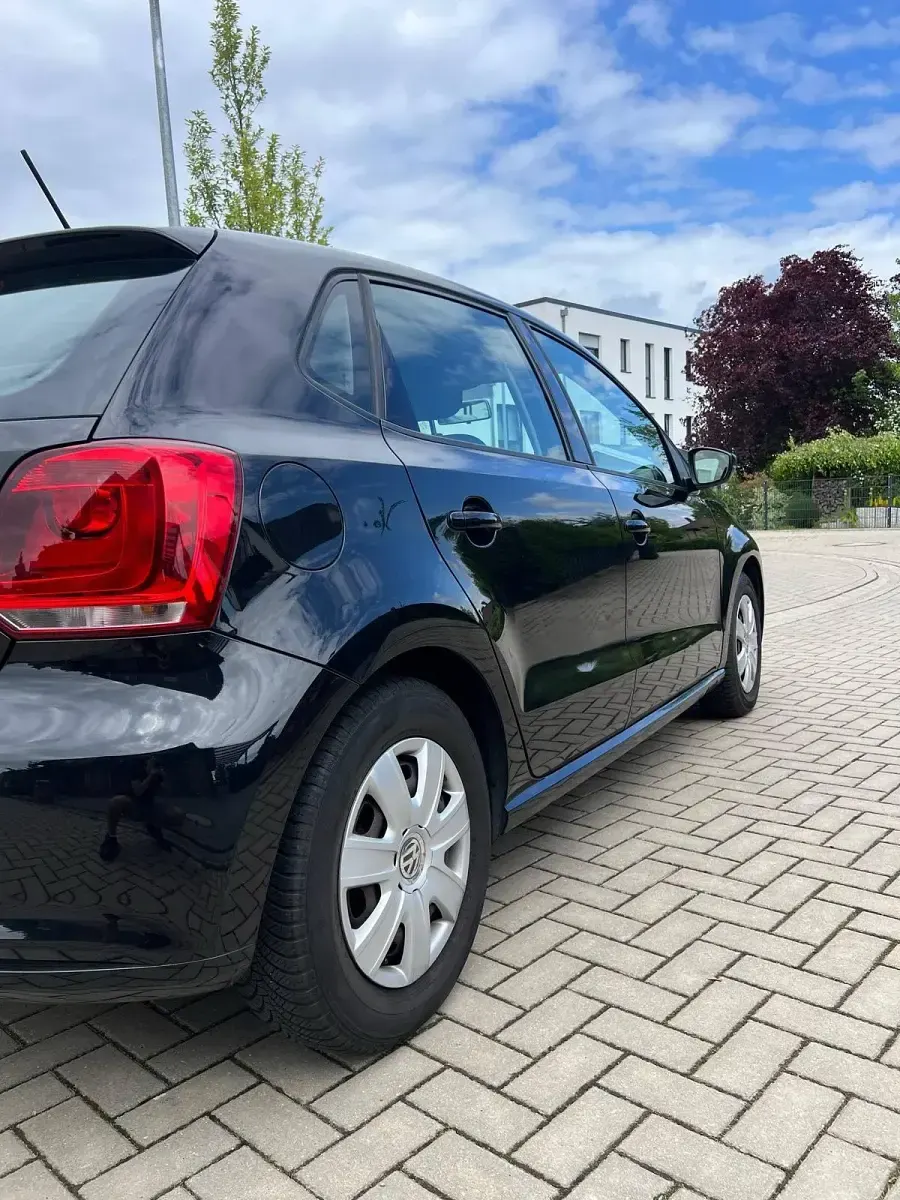 Gebraucht VW Polo Team 60 PS (44 kW) 2010 Schwarz Kleinwagen