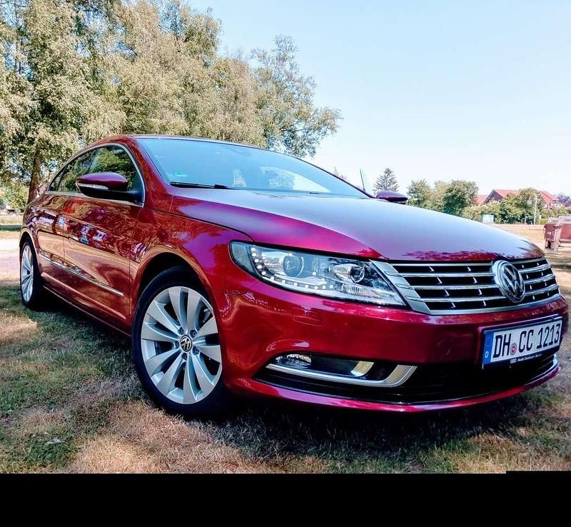 Gebraucht VW CC 140 PS (102 kW) 2013 Rot Limousine