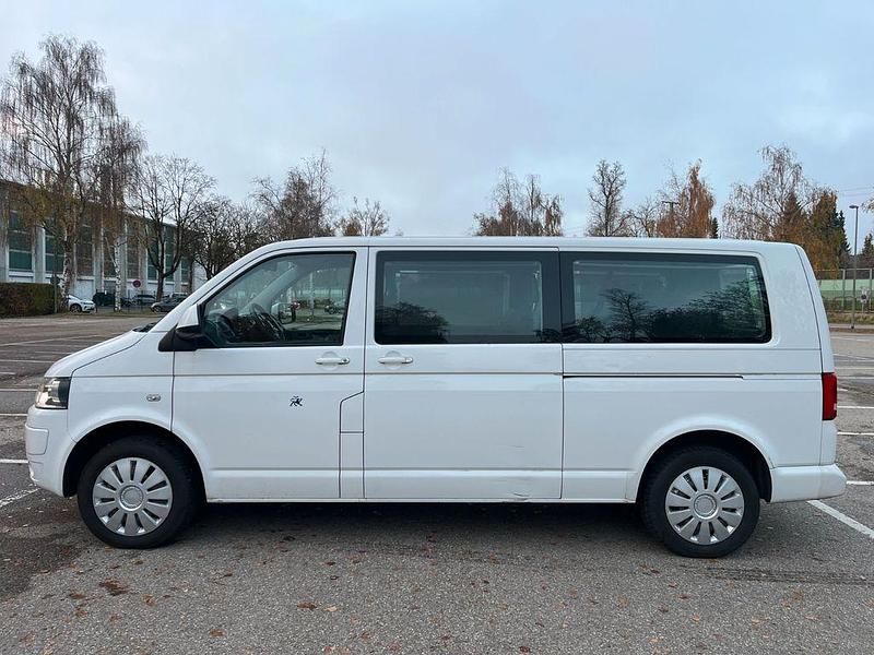 Gebraucht VW Caravelle 179 PS (131 kW) 2013 Weiß Van / Kleinbus