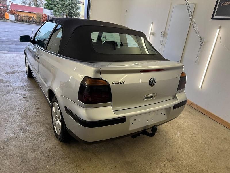 Gebraucht VW Golf Cabriolet 115 PS (84 kW) 2002 Silber Cabrio