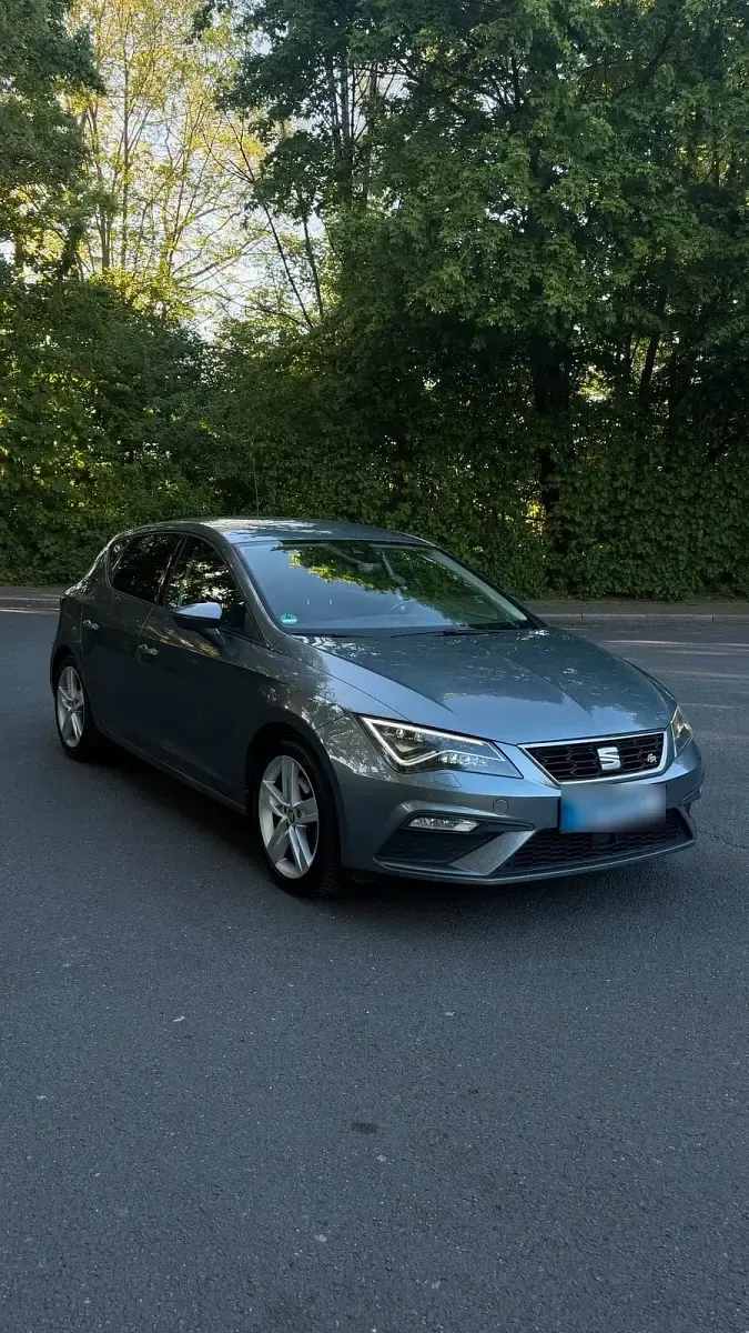 Używany Seat Leon FR 150 KM (110 kW) 2017 Szary Hatchback