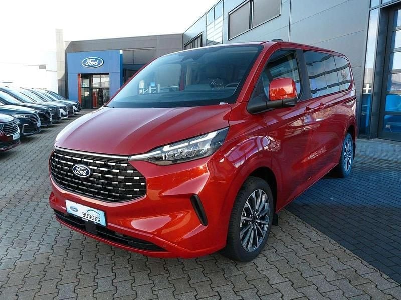 Neu Ford Tourneo Titanium X 170 PS (125 kW) 2026 Artisan red Van / Kleinbus