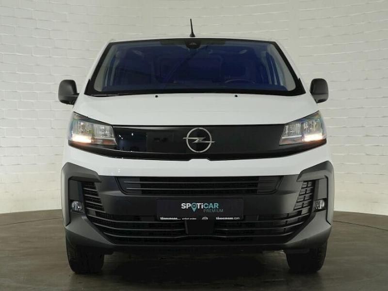 Gebraucht Opel Vivaro 144 PS (105 kW) 2024 Kaolin weiß Van / Kleinbus