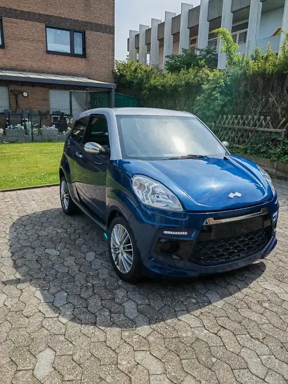 Usata Ligier JS50 2017 Blu Utilitaria