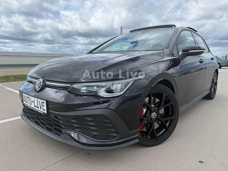 Schwarz Gebraucht 2023 VW Golf VIII Limousine | 33.990 € (Guter Preis) - Bild 1/4