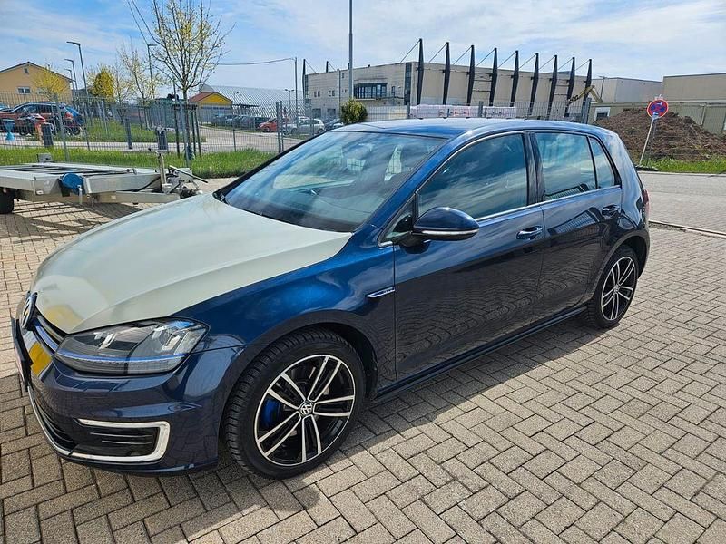 Gebraucht VW Golf VII GTE 204 PS (150 kW) 2015 Blau Limousine