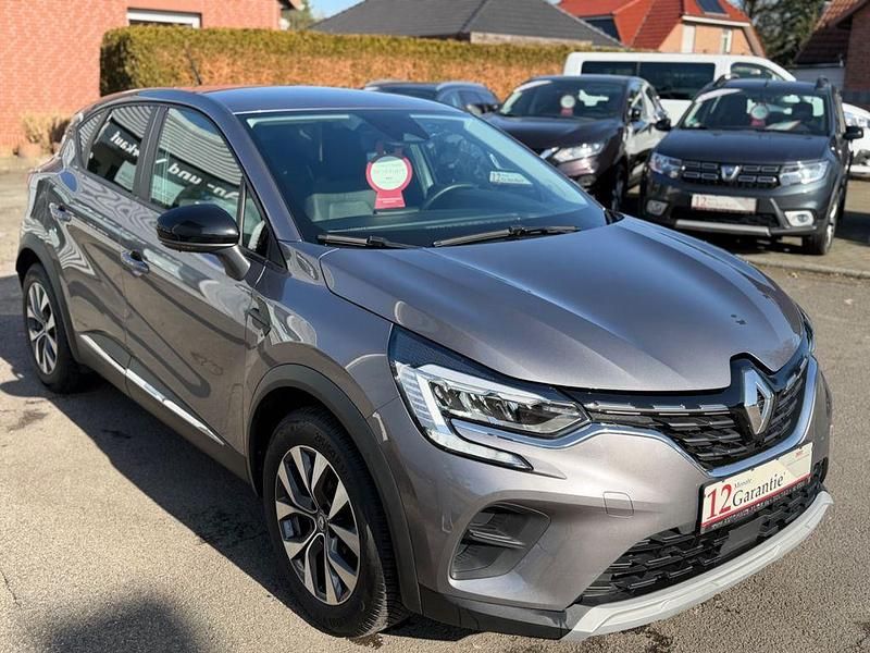 Gebraucht Renault Captur Experience 131 PS (96 kW) 2020 Grau SUV