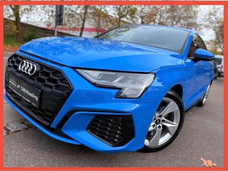 Turboblau Gebraucht 2021 Audi A3 Limousine | 24.999 € (Etwas zu teuer) - Bild 1/4