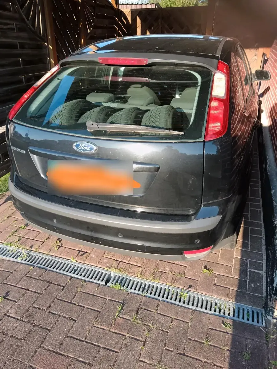Gebraucht Ford Focus 80 PS (58 kW) 2008 Schwarz Kleinwagen