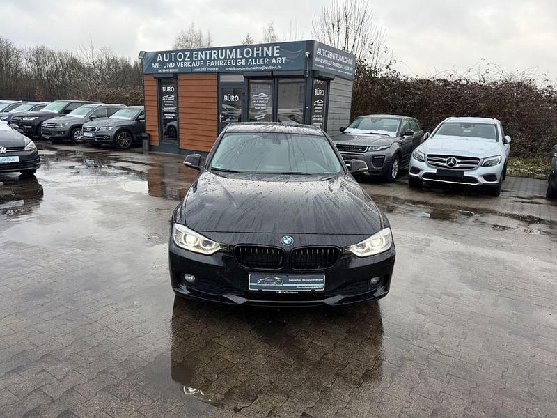 Gebraucht BMW 318 143 PS (105 kW) 2014 Schwarz Limousine