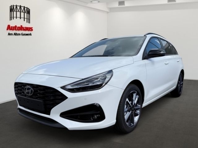 Weiss Neu 2025 Hyundai i30 Advantage Kombi | 29.985 € (Fairer Preis) - Bild 1/4