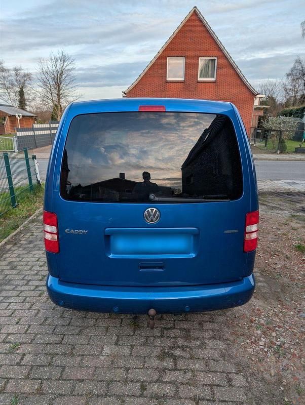 Gebraucht VW Caddy 109 PS (80 kW) 2011 Blau Van / Kleinbus