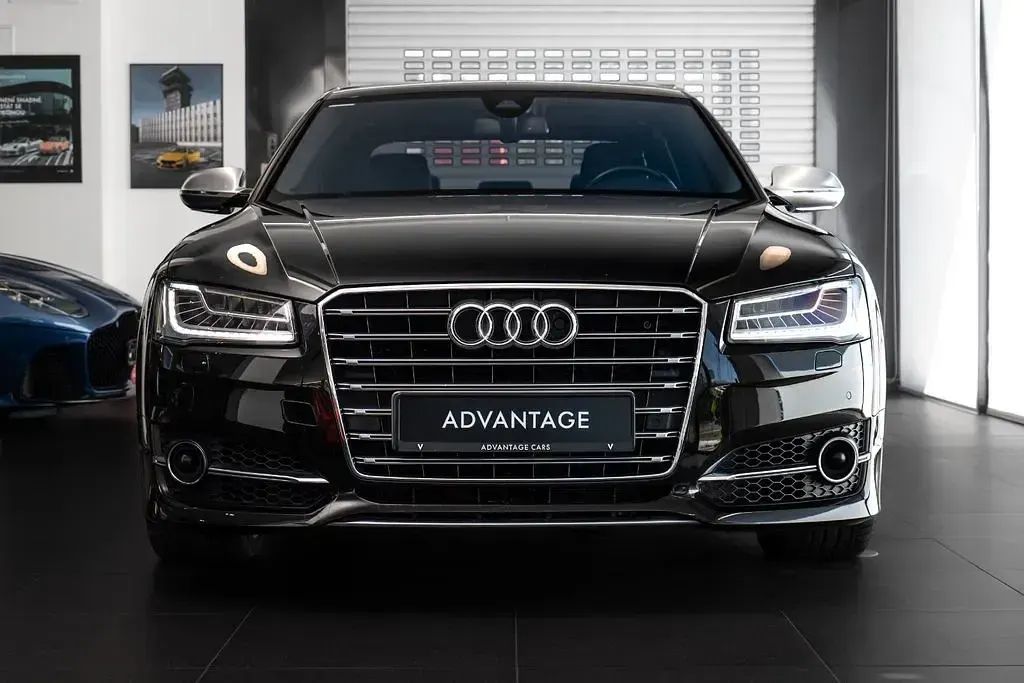 Gebraucht Audi S8 519 PS (381 kW) 2016 Schwarz Limousine