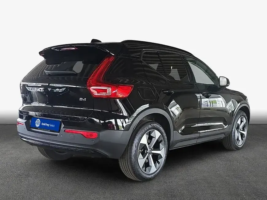 Gebraucht Volvo XC40 145 PS (106 kW) 2023 SUV