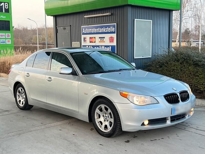Gebraucht BMW 520 170 PS (125 kW) 2004 Silber Limousine