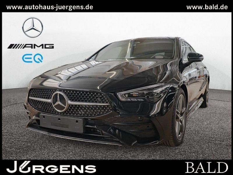 Unilack nachtschwarz Gebraucht 2025 Mercedes CLA180 Shooting Brake AMG Kombi | 37.880 € (Teuer) - Bild 1/4