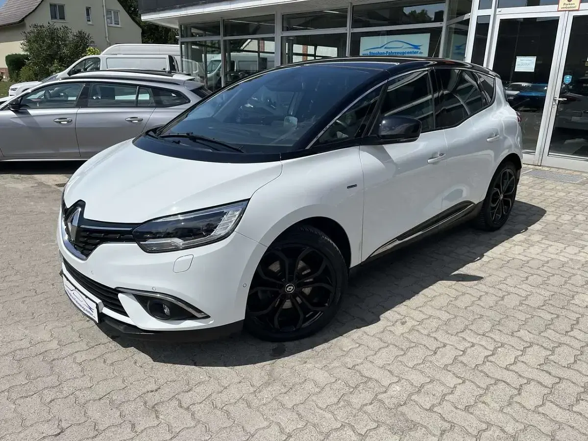 Gebraucht Renault Scénic IV Black Edition 159 PS (116 kW) 2020 Weiss 369 schwarz gne Van / Kleinbus