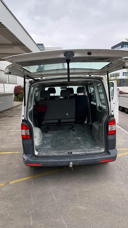 Używany VW Transporter 84 KM (61 kW) 2013 Biały Van