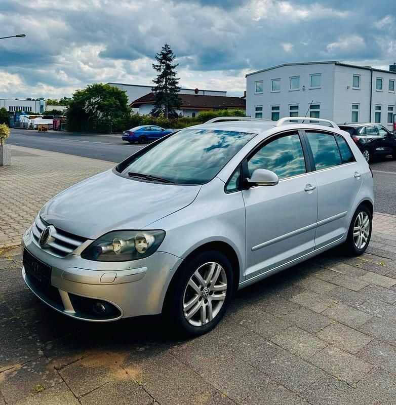 Silber Gebraucht 2007 VW Golf Plus Cross Van / Kleinbus | 3.900 € - Bild 1/4