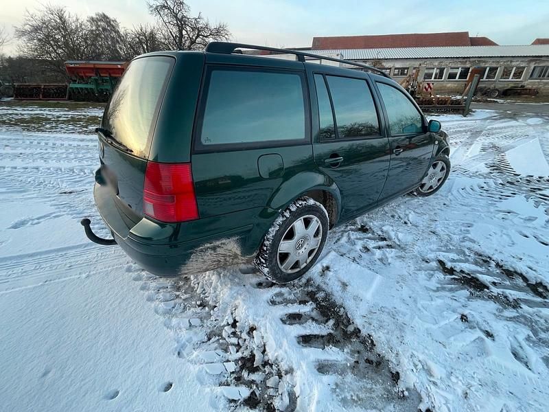 Gebraucht VW Bora 115 PS (84 kW) 1999 Grün Kombi