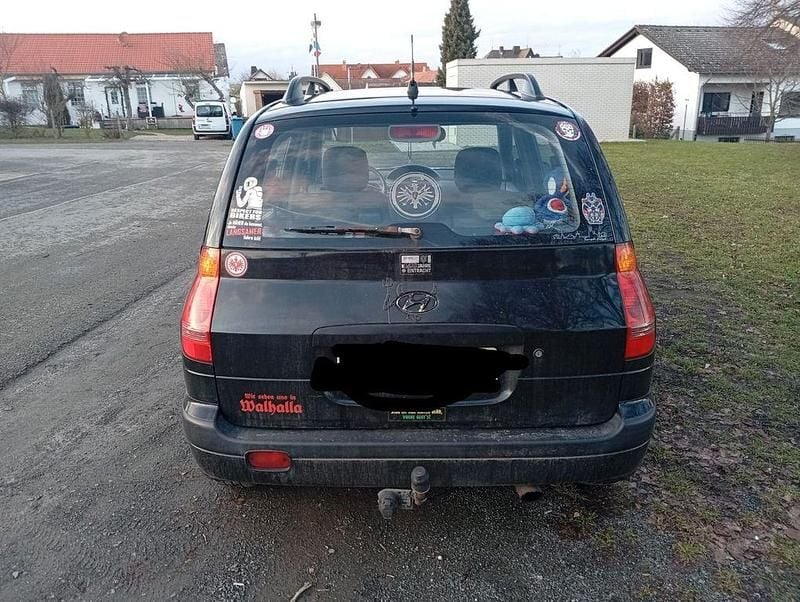 Gebraucht Hyundai Matrix GLS 103 PS (75 kW) 2005 Schwarz Van / Kleinbus