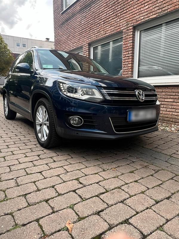 Blau Gebraucht 2016 VW Tiguan SUV | 12.700 € (Superpreis) - Bild 1/4
