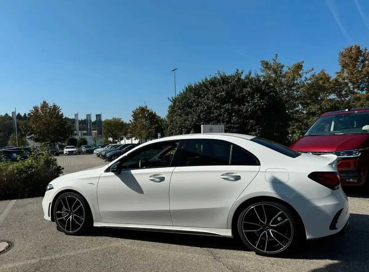 Gebraucht Mercedes A35 AMG AMG 306 PS (225 kW) 2021 Weiß Limousine