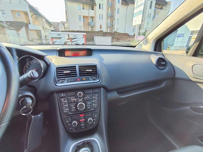 Gebraucht Opel Meriva Design Edition 120 PS (88 kW) 2012 Grau Van / Kleinbus