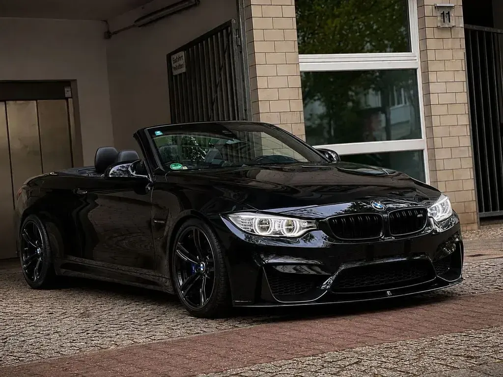 Gebraucht BMW M4 Cabriolet Performance 431 PS (317 kW) 2015 Schwarz Cabrio