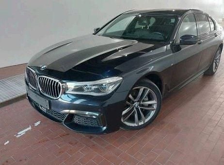 Gebraucht BMW 730 Shadowline 265 PS (194 kW) 2018 Schwarz Limousine